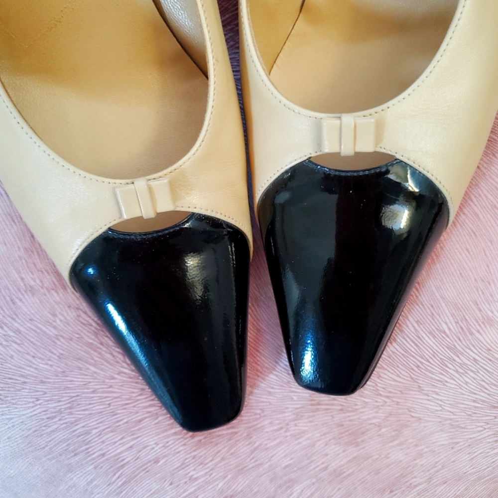 Salvatore Ferragamo Beige and Black Two-Tone Leather Heels